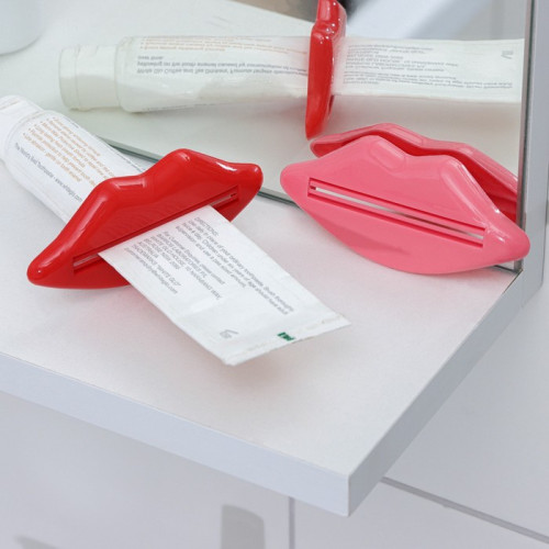 Набор выдавливателей для зубной пасты «Губы», 2 шт, цвет красный (производитель не указан)