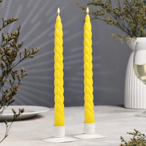Набор свечей витых, 2,2х 25  см, лакированная 2 штуки, жёлтый Дарим Красиво
