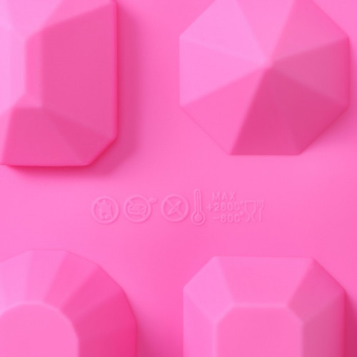 Форма для льда Доляна «Драгоценные камни», 21,6×10,4 см, 6 ячеек (d=3,8 см), цвет МИКС Доляна