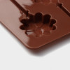 Форма силиконовая для леденцов Доляна «Ромашка», 9,5×24×1 см, 6 ячеек (d=3,8 см), с палочками, цвет МИКС Доляна