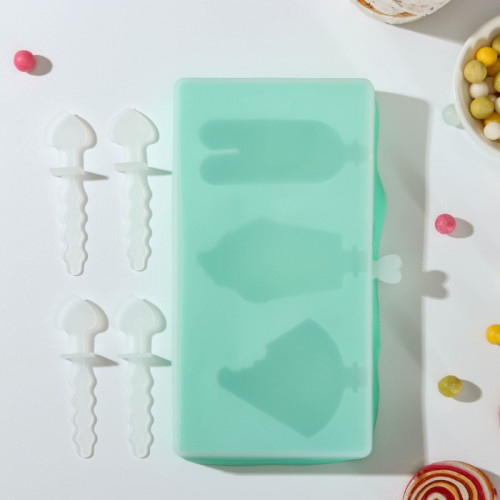 Форма для мороженого «Сладость», 18,5×9,5×2 см, 3 ячейки, с крышкой и палочками, цвет МИКС (производитель не указан)