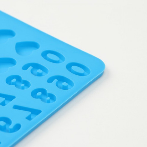 Форма силиконовая для украшений Доляна «С Днём рождения», 21,5×11,5 см, 49 ячеек, цвет синий Доляна