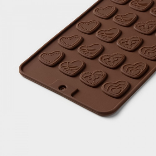 Форма для шоколада Доляна «Сердечки», силикон, 21×11.5 см, 24 ячейки, коричневая Доляна