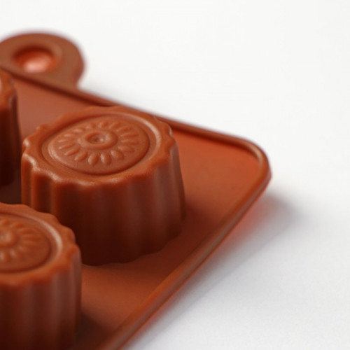Форма для шоколада Доляна «Конди», 20×11×1,5 см, 15 ячеек (2,5×2,5×1,5 см), цвет коричневый Доляна