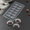 Форма для шоколада и конфет «Поцелуй», 12 ячеек, 22×11 см (производитель не указан)