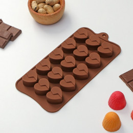 Форма силиконовая для шоколада Доляна «Сердце», 21×10×1,5 см, 15 ячеек (3×2,3 см), цвет коричневый