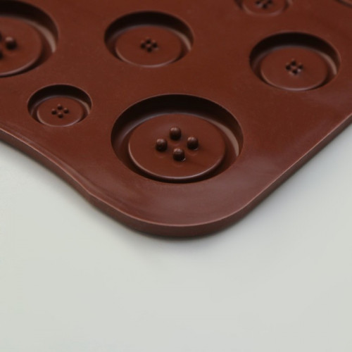 Форма силиконовая для украшений Доляна «Пуговки», 22×10,5 см, 19 ячеек, цвет коричневый Доляна
