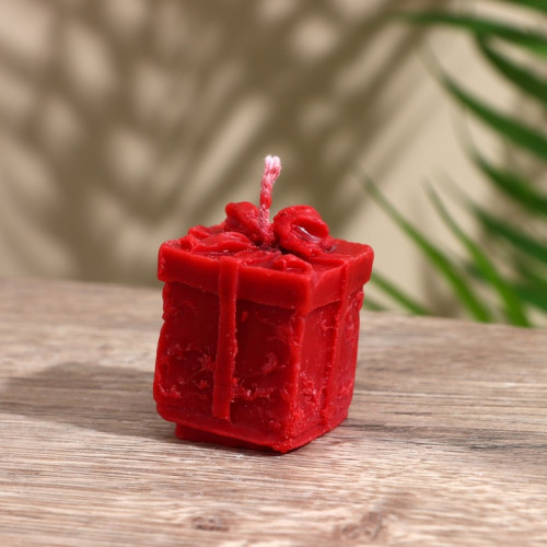 Свеча новогодняя «Коробочка с бантиком», 3.5×3.5×4 см, соевый воск (производитель не указан)