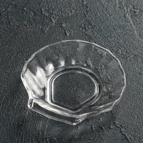 Блюдо стеклянное сервировочное «Ракушка», 10×2 см, фигурное (производитель не указан)