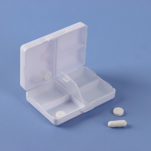 Таблетница «Быстрая аптечка», 9 × 6 × 2,5 см, 7 секций, цвет белый ONLITOP