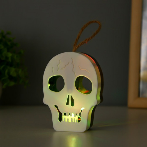 Фигурка световая RISALUX «Череп», LED-ночник, 1 Вт, RGB, от батареек LR1130, бело-чёрный, 9.5×4×5 см RISALUX